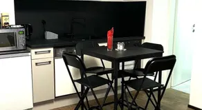 Zentrales Apartment mit Balkon - Image 3
