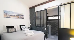 Lyon Mon Amour B&B - Image 2