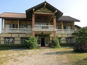The Hillside Residence - Image 4