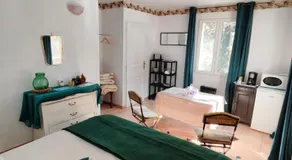 Etage privatif au calme - 2 chambres & salle de bains - Image 2
