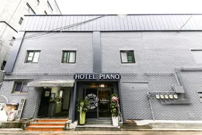 Sangbong Hotel Piano - Image 3