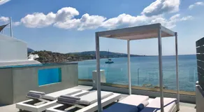 Sublime Villa & Caves - Image 3