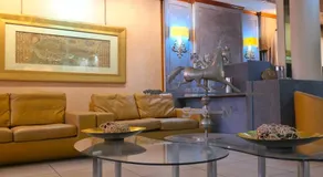 Hotel Mondial - Image 4