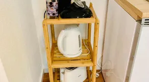 Direkte Uninähe: Ferienwohnung mit großem Doppelbett, Küchenzeile und neu renoviertem Badezimmer - Image 4