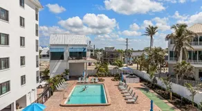 Seaside 303 - Image 4
