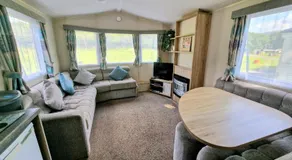 Dinas - Image 2