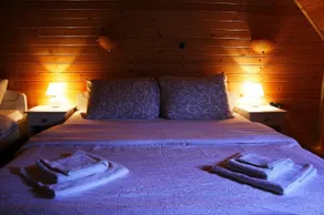 Rustic Style Triple Studio Near The Lake - Image 2