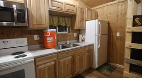 Alaskan Adventure Dry Cabins - Image 3