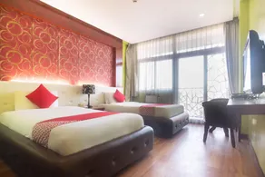 OYO 159 San Remigio Pensionne Suites - Image 3