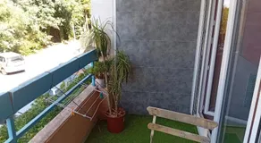 Studio ensoleillé avec balcon - Image 3