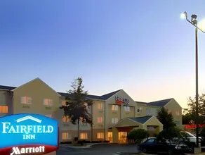 Sleep Inn & Suites - Image 4