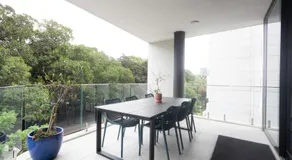 Stylish 2-BR Apartment in the Heart of South Perth - Image 5