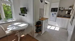 The Cherry Apartment - 'Den Gule Svane' Guest House - near Rønne & Beach - Image 3