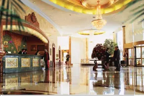 Golden Bay Hotel Weihai - Image 2