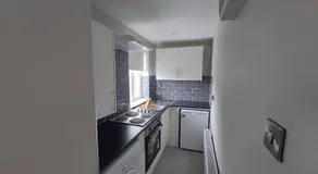 Apartment--- 1 Bed in Naas - Image 4