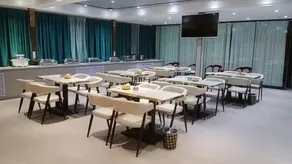 Yahao Business Hotel - Image 4