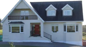 The Curragh Country House Accommodation - Image 2