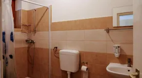 Elephant guesthouse - Image 5