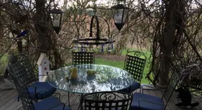 Lulu's Bed & Breakfast - Image 5