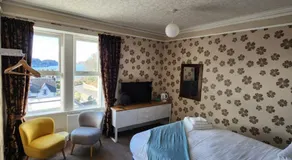 King's Knoll Hotel - Image 2