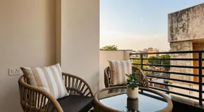Stylish 1BHK with Projector Your Private Escape - Image 2