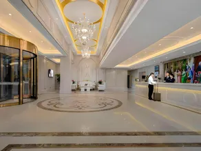 Vienna International Hotel Shaanxi Hanzhong Wetland Park Tianhan Building - Image 3