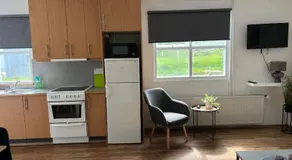 Lakeside Apartments - A - Image 4