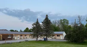 Carriage Inn Motel - Image 4