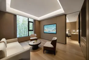 Meet the Mountain and Sea Tide Hotel - Image 5