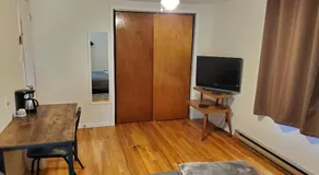 Le1226-Apartment with Free WIFI and Parking - Image 2