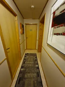Room with Bathroom in Bardu - Image 4