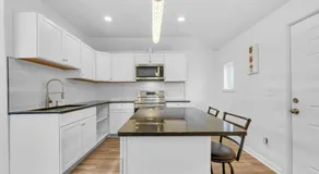 Detroit 3BR in Mexicantown | Sleeps 7 + WiFi - Image 4
