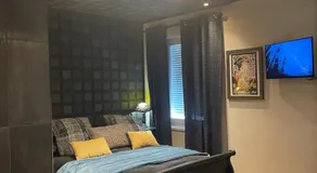Boutique Cosy townhouse in the heart of Hesdin with jacuzzi - Image 2