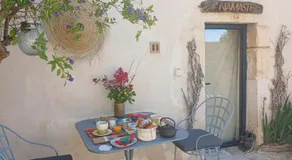Une Nuit au Village - chambre d'hôtes de charme - Image 5