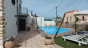 Villa Lina private pool - Image 4