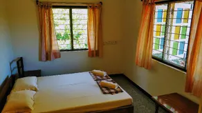 Lotus Garden Guest House - Image 4