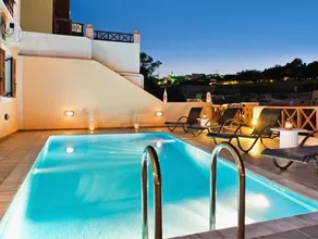 Anemone Luxury Suites - Image 5