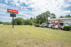 OYO Hotel Columbia SC West - Image 5