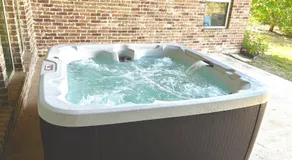 Modern Retreat, Spa, Fun, Deep Ellum, Downtown Dallas - Image 4