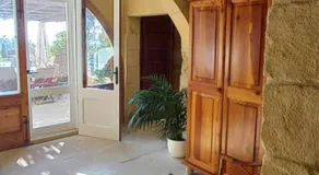 Dar Ta' Xmun - idyllic farmhouse with pool, garden, seaview & sunset - Image 4