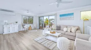 Family Tides - Old Bar Holiday Rentals - Image 3
