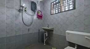 Kluang Budget Backpacker Home - Image 5