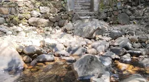 Creekshore Home Stay - Image 4