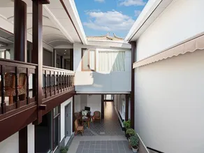 Rongshe Nanyuan Inn (Lijiang Ancient Town South Gate Archway Store) - Image 2