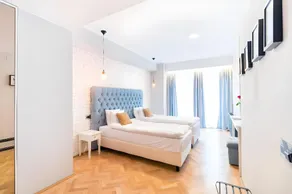 Venis Boutique Hotel - Image 2