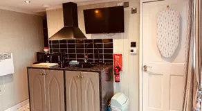 The Little Fountain House - Image 3