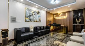 VIN HOTEL - Image 3