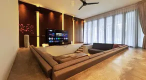 The Luxurious 231, Lake House Villa - Image 2