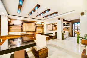 Townhouse Oak Hatigaon Near Medicity Formerly Hotel Grand Majesty - Image 3