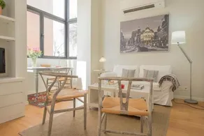 Estudio loft con piscina y sauna en Pinar de Chamartin - Image 1